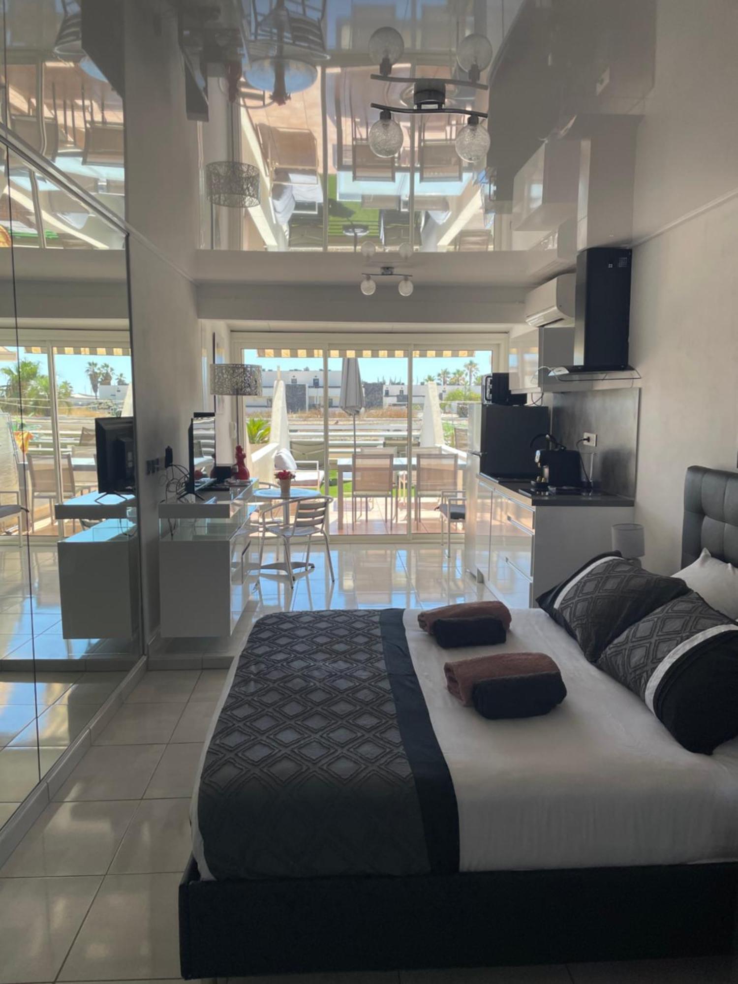 The Naturist Glamour Suite Агд Екстер'єр фото